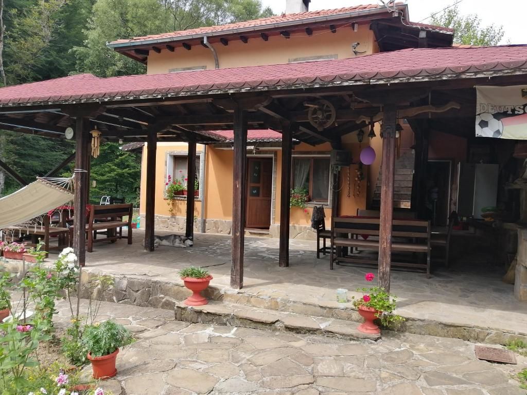 Гостевой дом Guest House Tsveti-Trqvna Bangeytsi